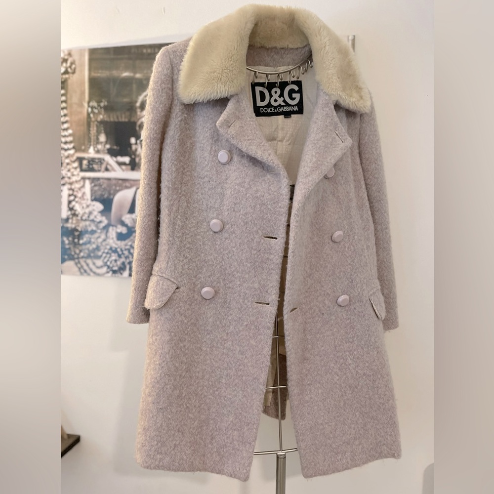 DOLCE&GABBANA vintage beautiful coat 🤩